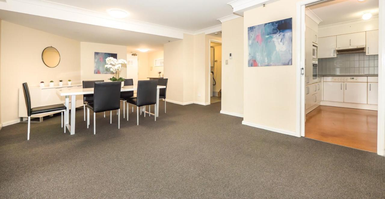 Victoria Square Apartments Gold Coast Eksteriør billede