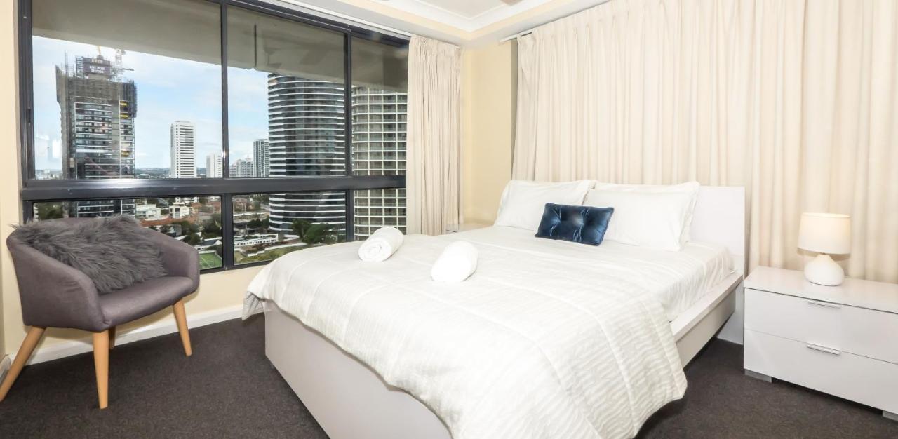 Victoria Square Apartments Gold Coast Eksteriør billede