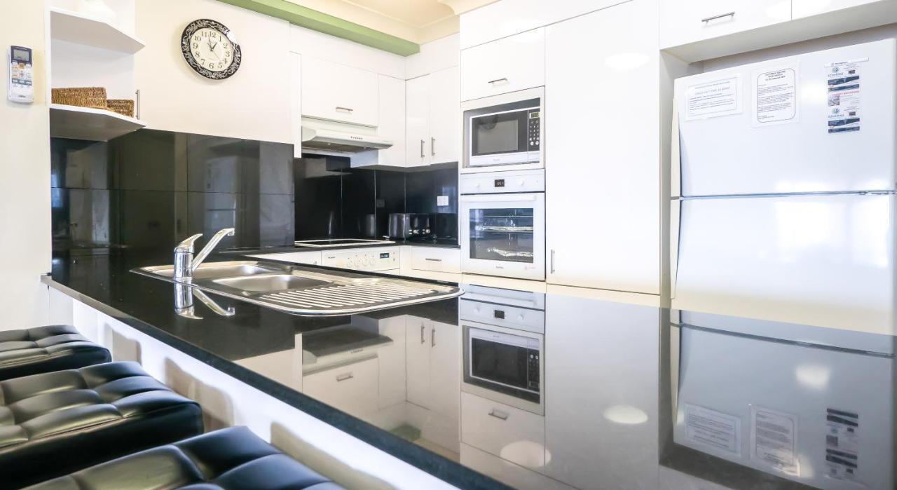Victoria Square Apartments Gold Coast Eksteriør billede